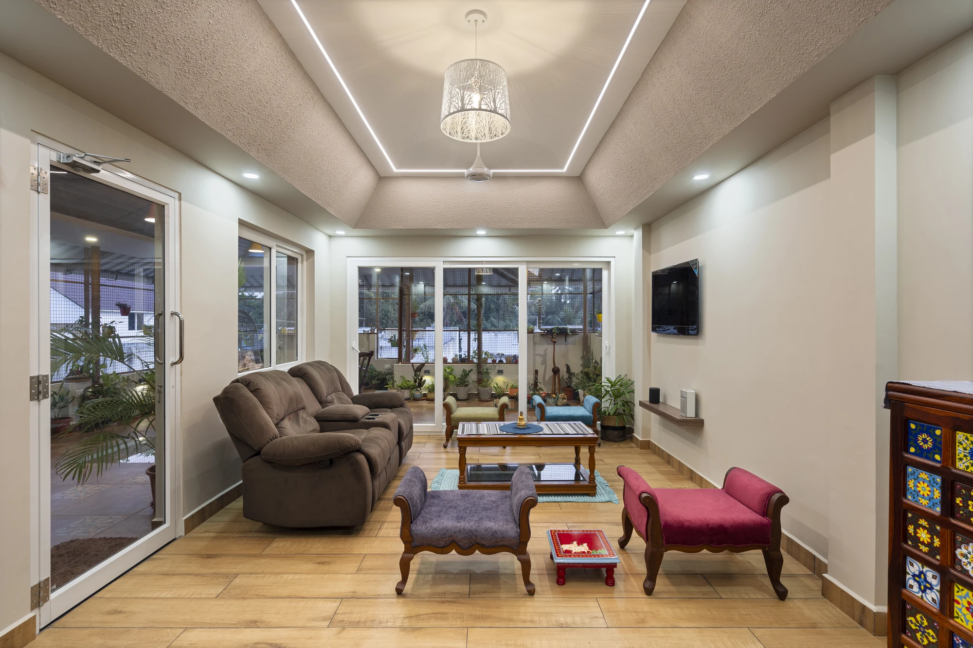 Anil Menon Villa interior photo 1