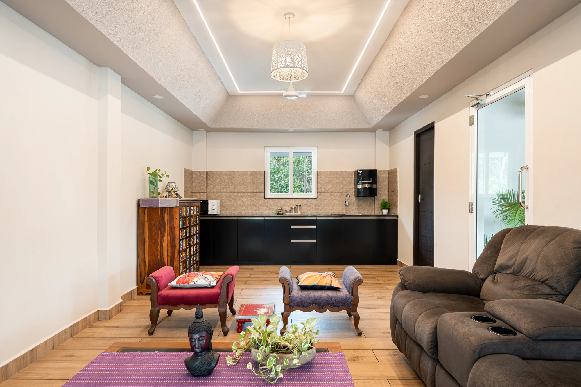 Anil Menon Villa interior photo 4